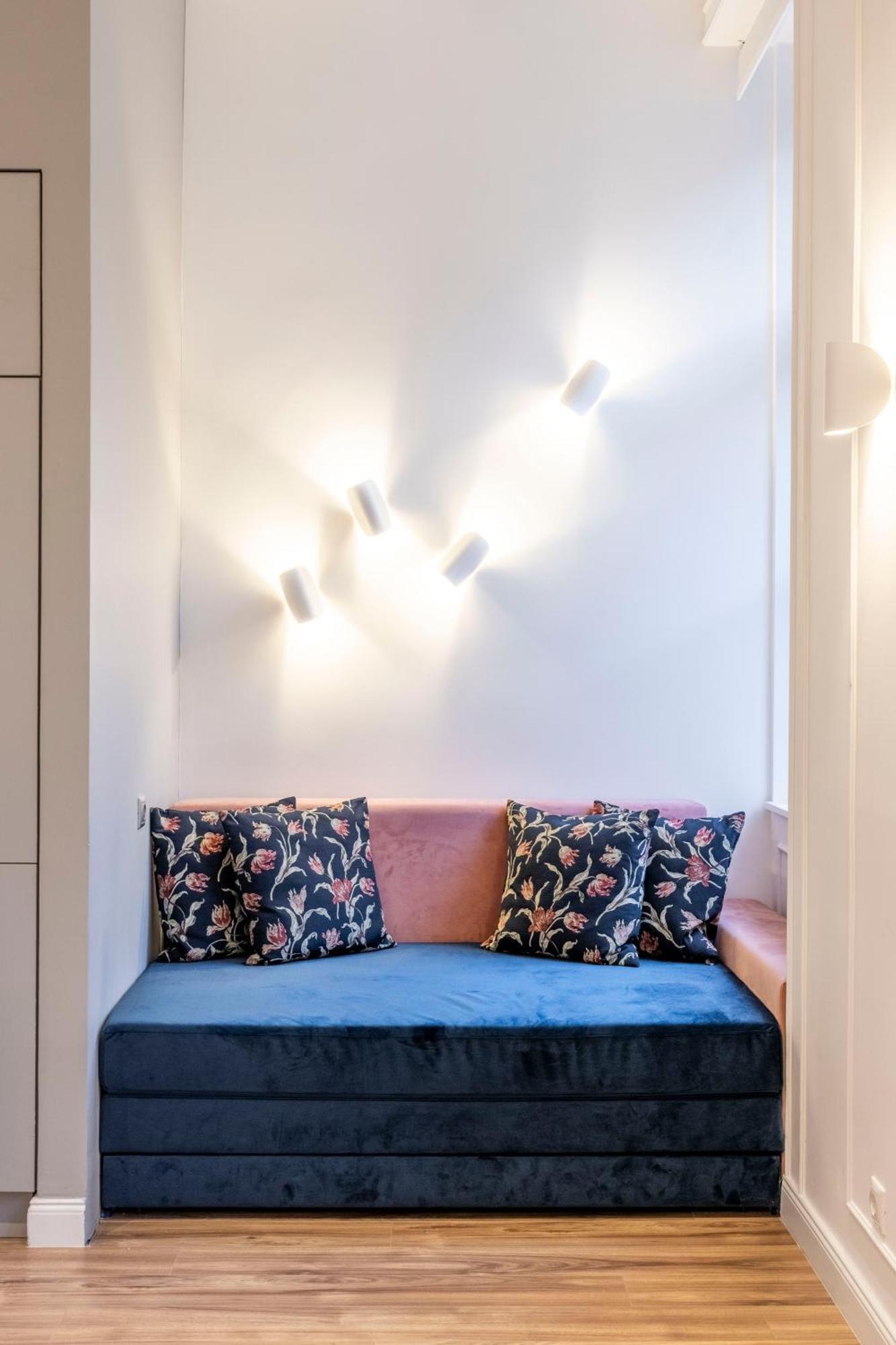 Clark & Chain Charm Grand With Castle View Apartman *